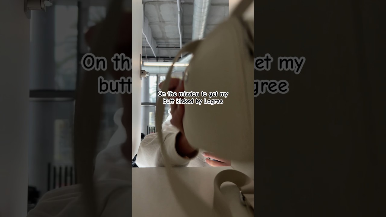 FIRST TIME TRYING LAGREE #lagree #pilates #fitness #workout